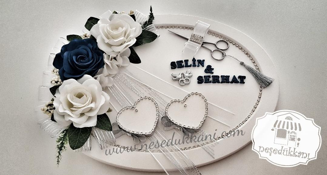 alt="kokulu taş nişan tepsisi"