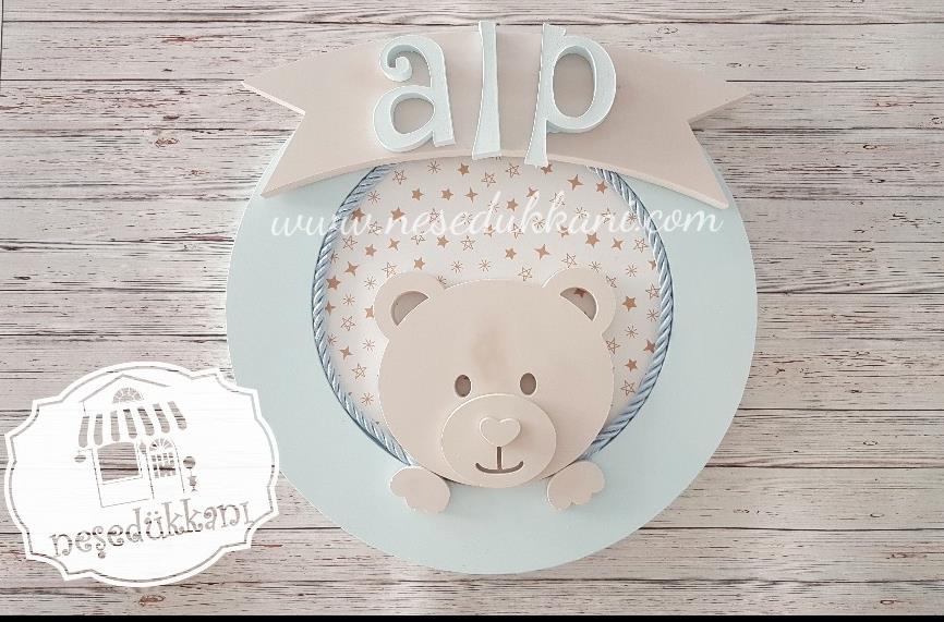 alt="ayıcıklı kapı süsü"