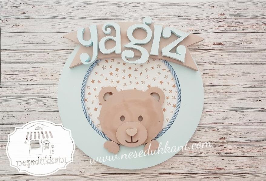 alt="ayıcıklı kapı süsü-1"